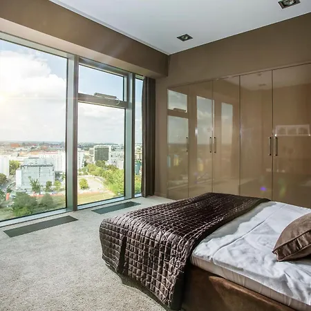 Apartamenty Sky Tower B&B Apartamento