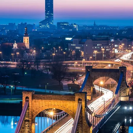 Apartamenty Sky Tower B&B