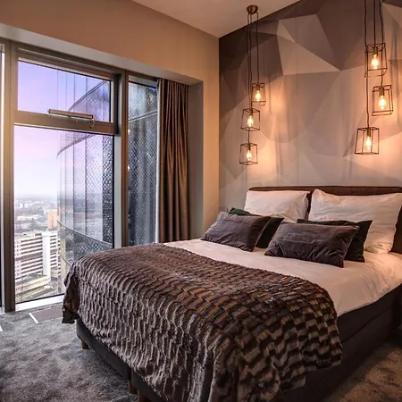 Apartamenty Sky Tower B&B شقة
